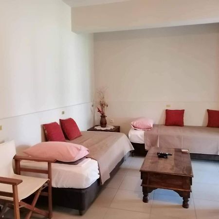 Sunset View Apartment 아피소스 외부 사진