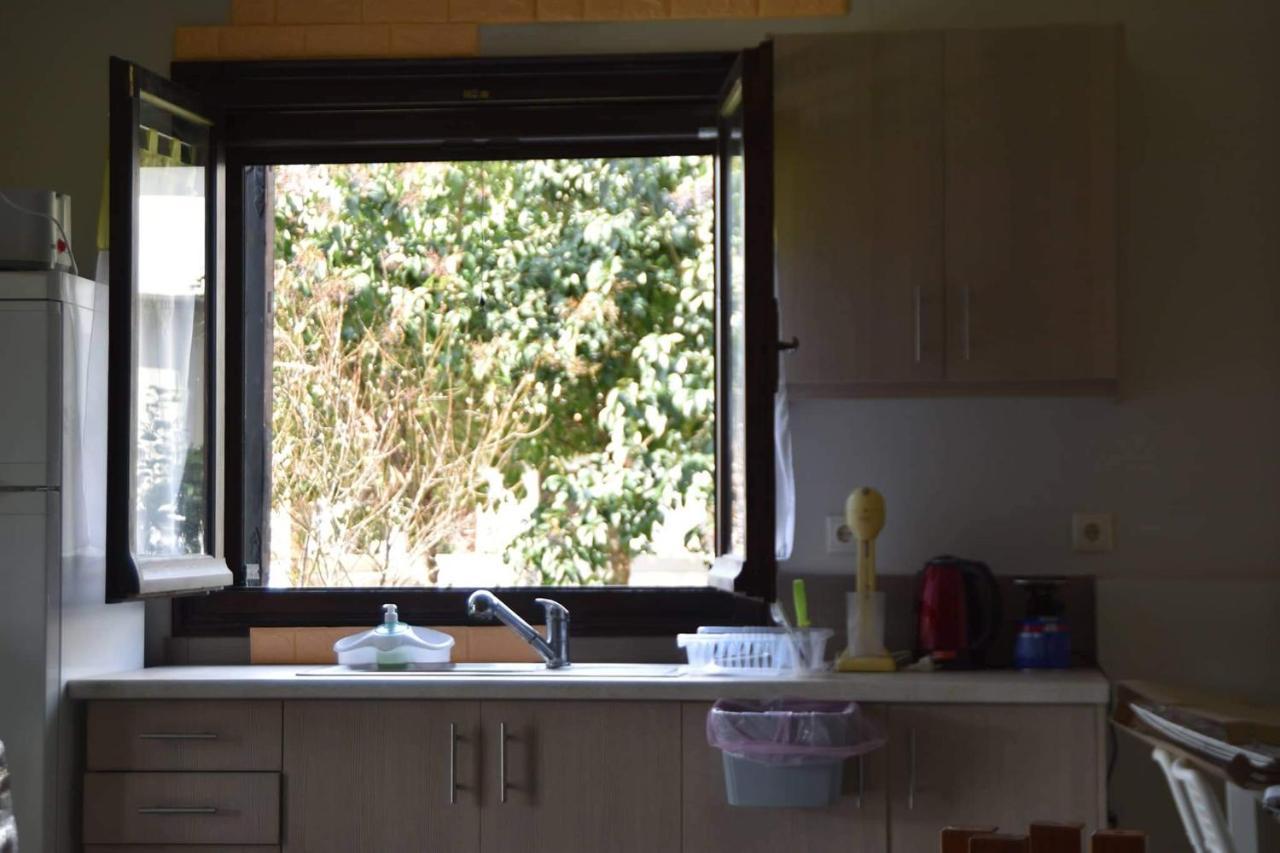 Sunset View Apartment 아피소스 외부 사진